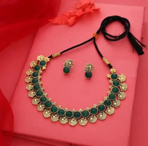 Royal Elegance: Gold Choker & Earring Ensemble