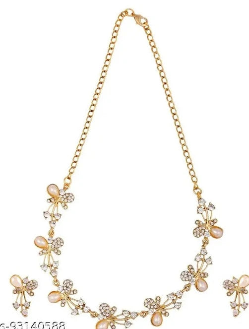 Luminous Grace Gold-Plated Necklace Set with Pearls and Diamonds